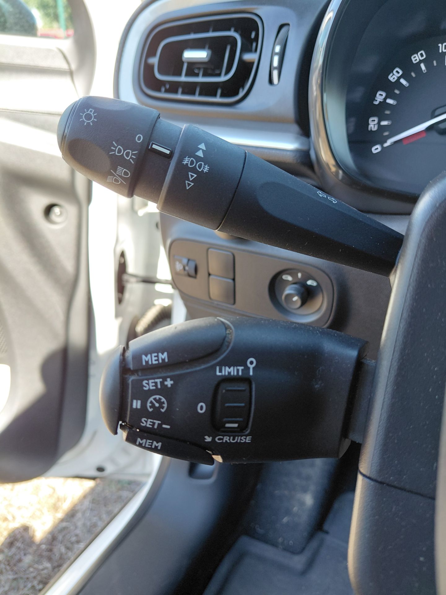 CITROEN C3 SOCIETE — photo 17