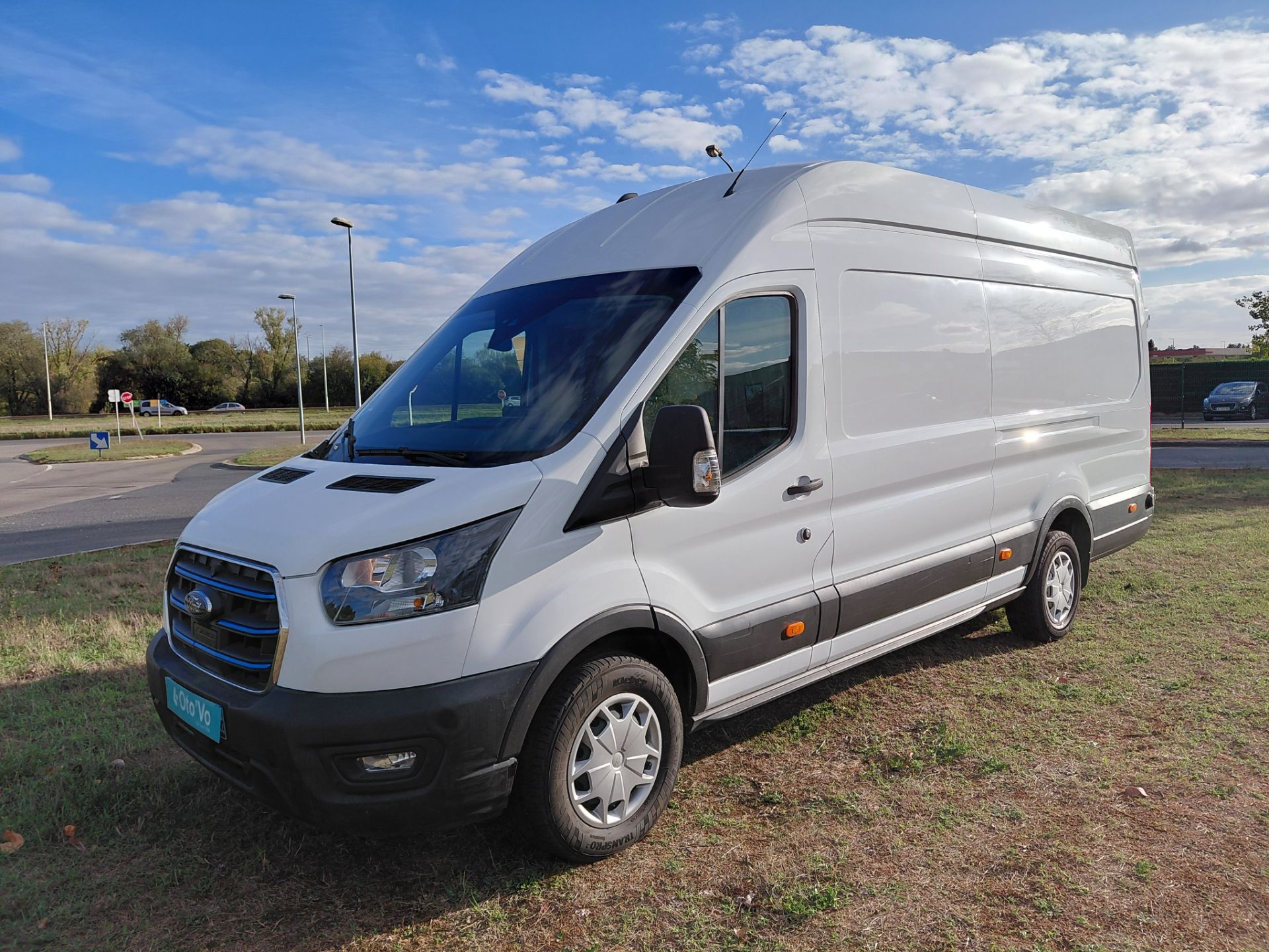 FORD E-TRANSIT — photo principale