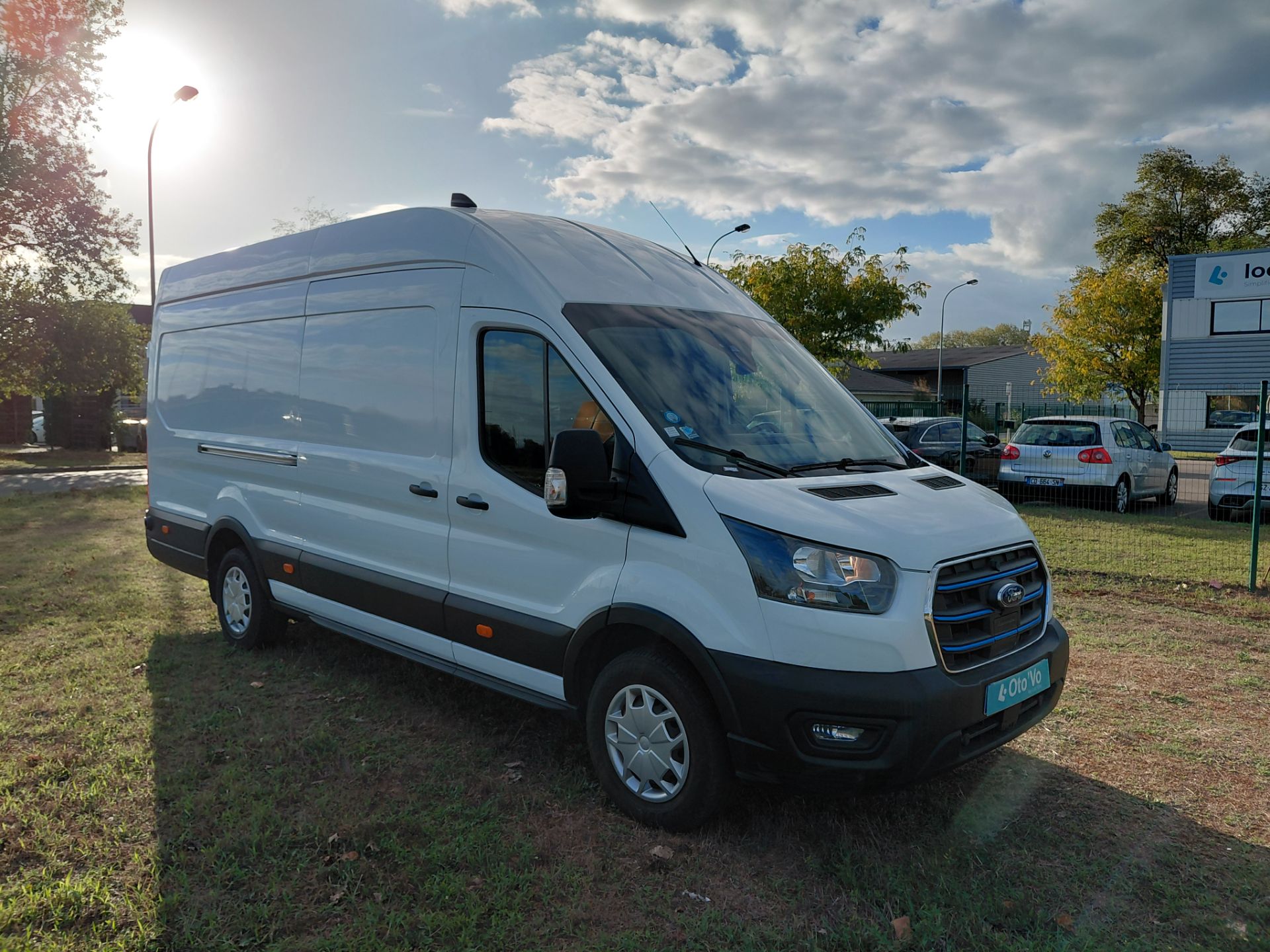 FORD E-TRANSIT — photo 7