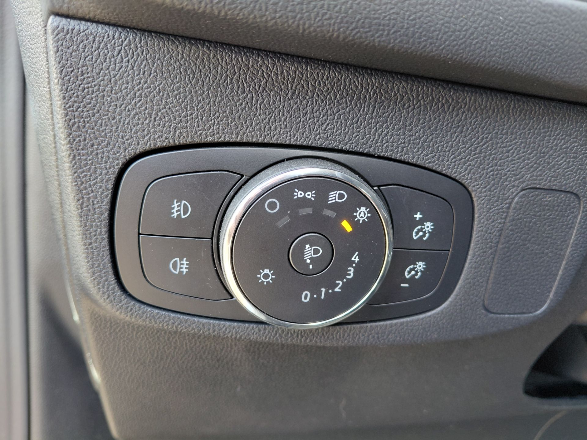 FORD FOCUS SW — photo 17