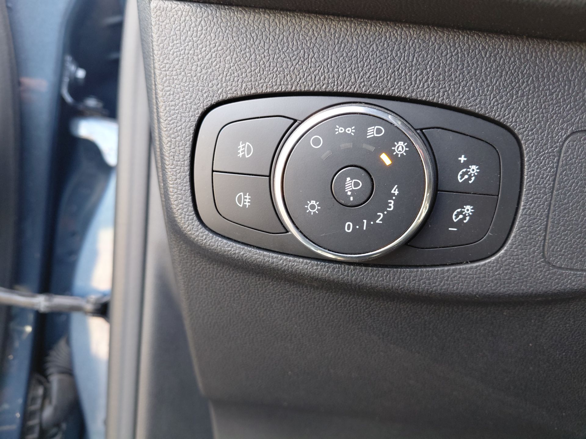 FORD FOCUS SW — photo 17