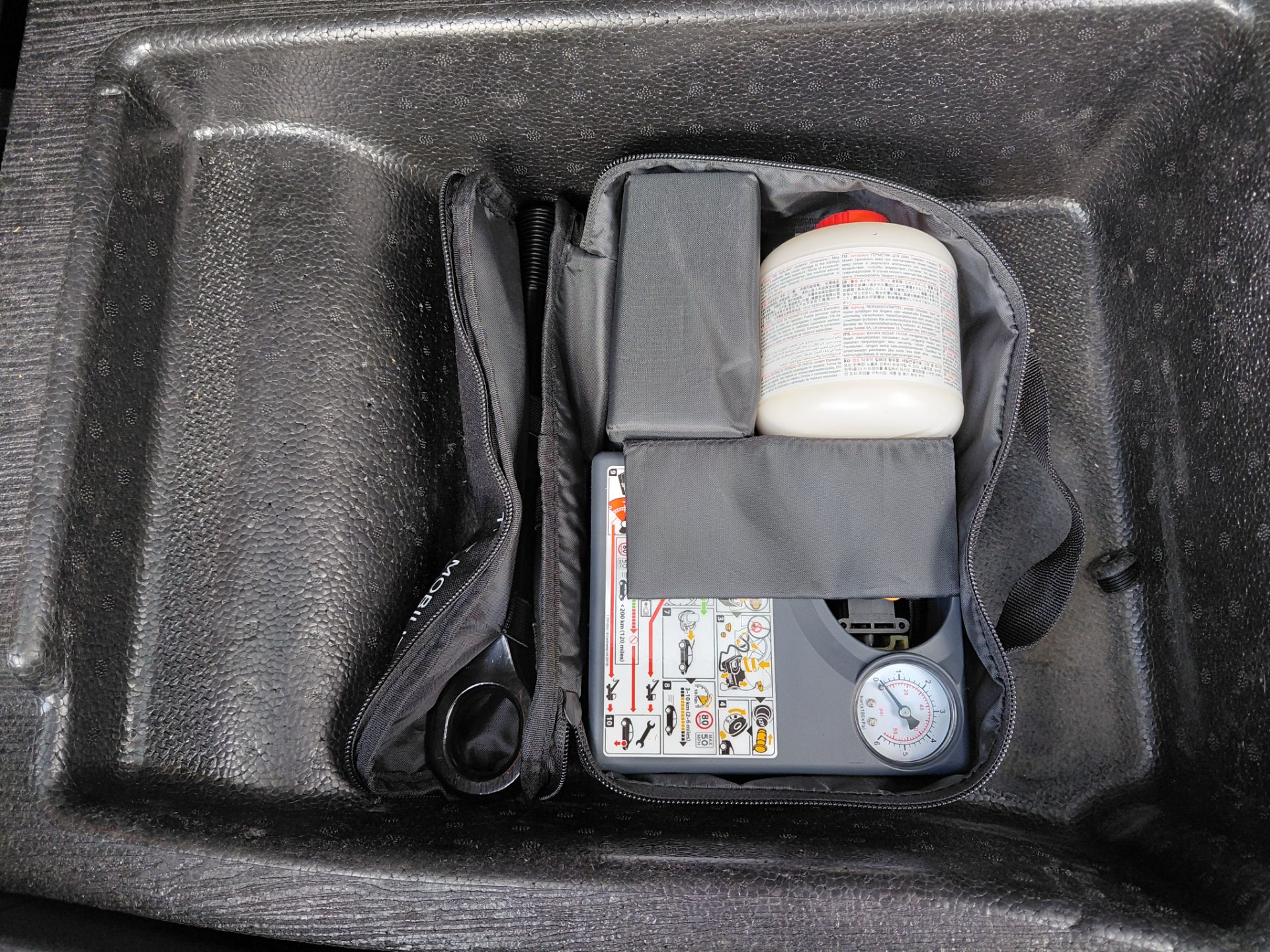 HYUNDAI TUCSON — photo 16