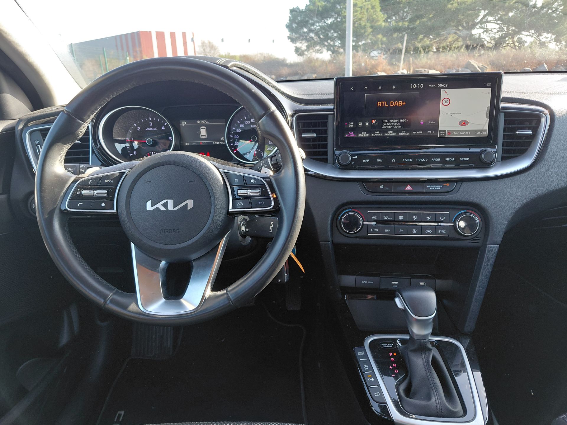 KIA CEED SW — photo 9