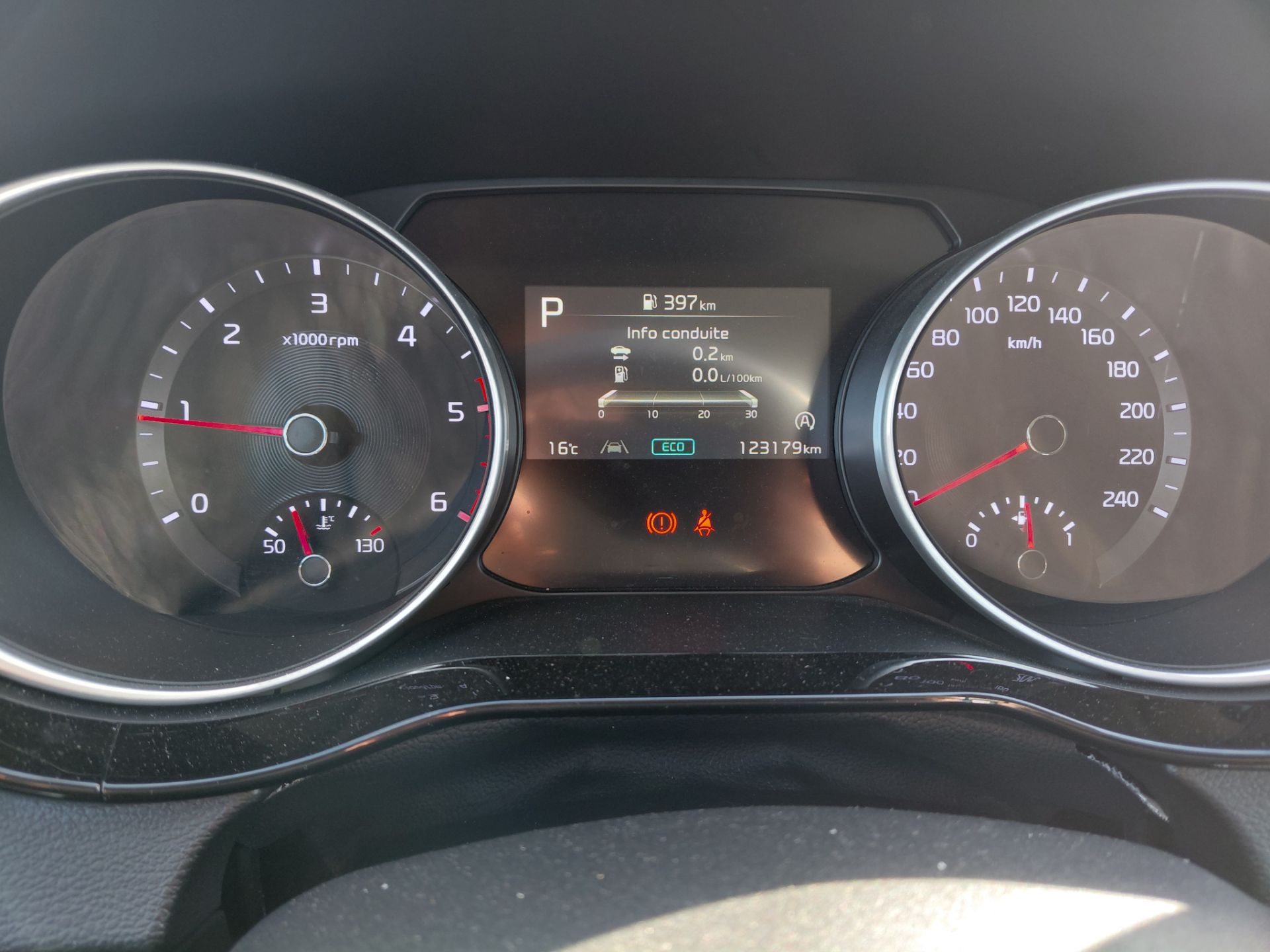 KIA CEED SW — photo 10