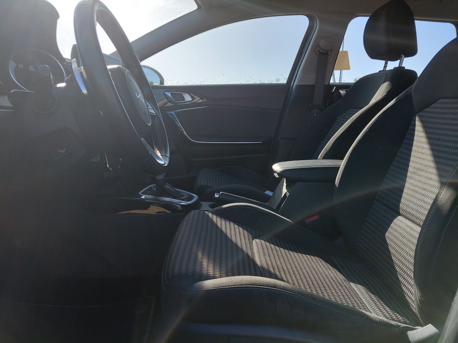 KIA CEED SW — photo 12