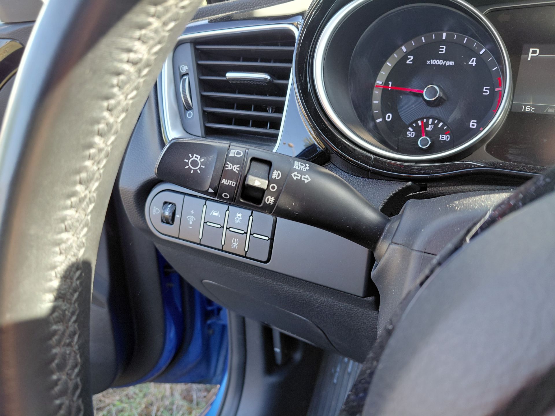 KIA CEED SW — photo 17
