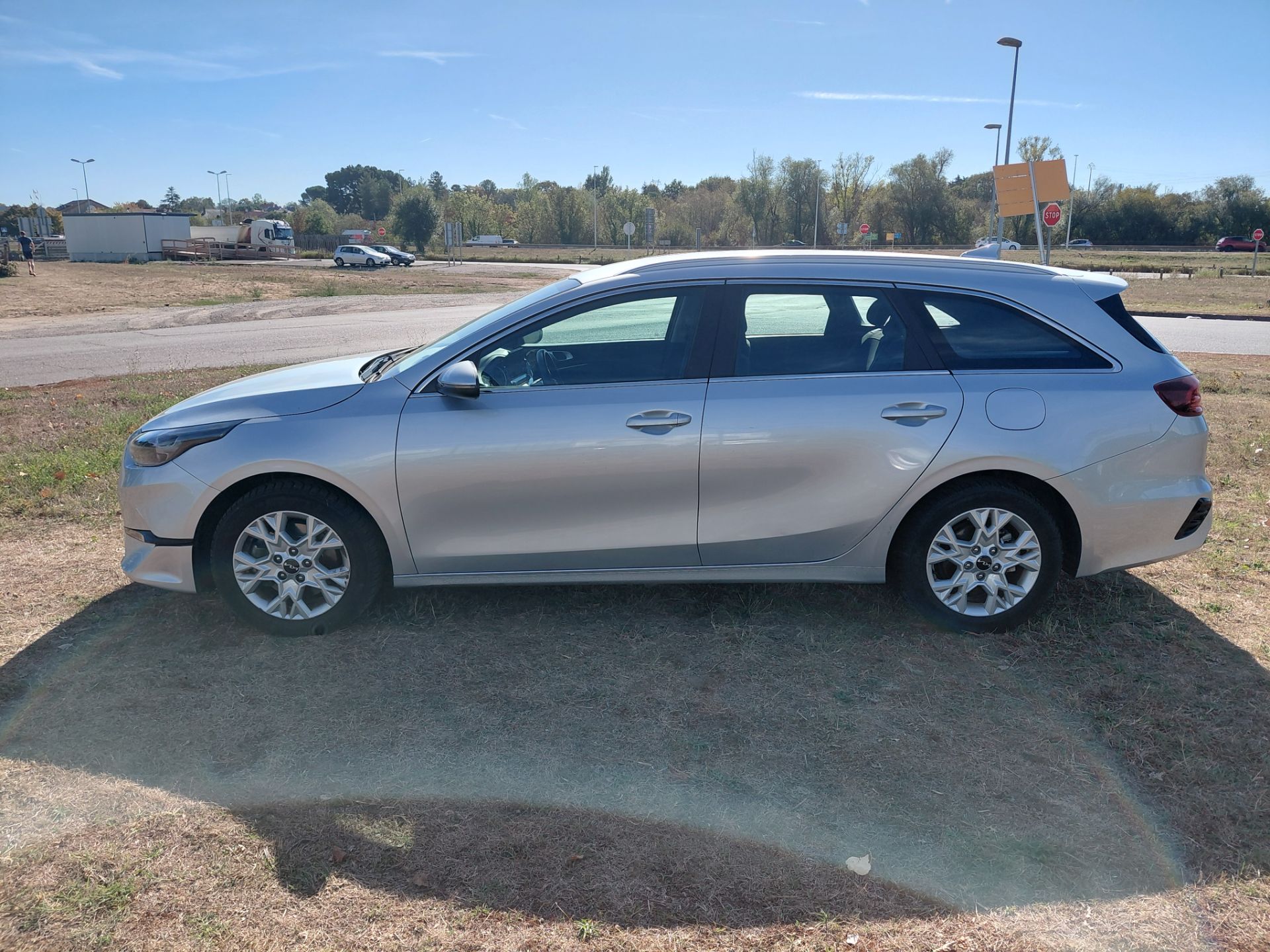 KIA CEED SW — photo 2