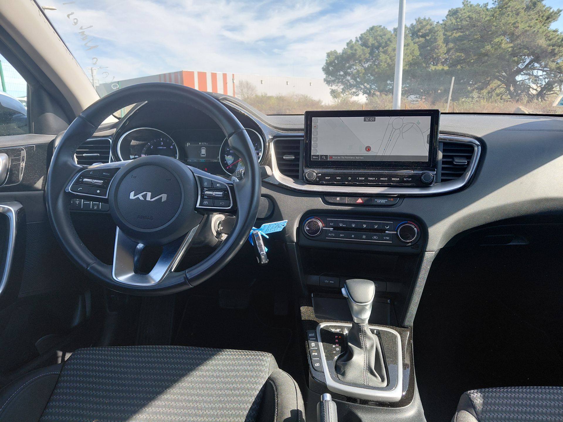 KIA CEED SW — photo 9