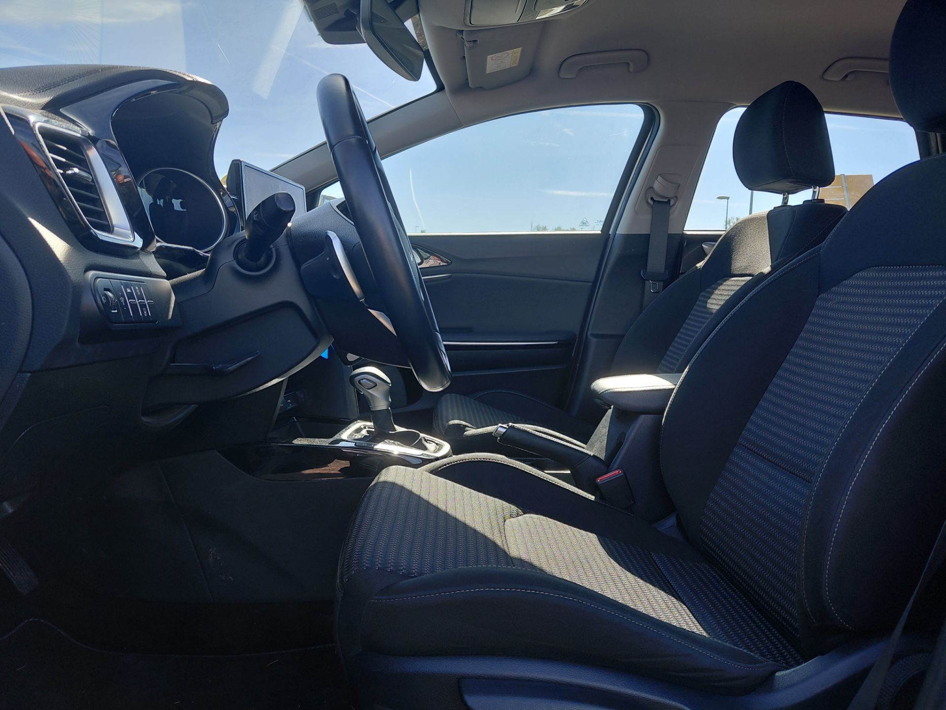 KIA CEED SW — photo 11