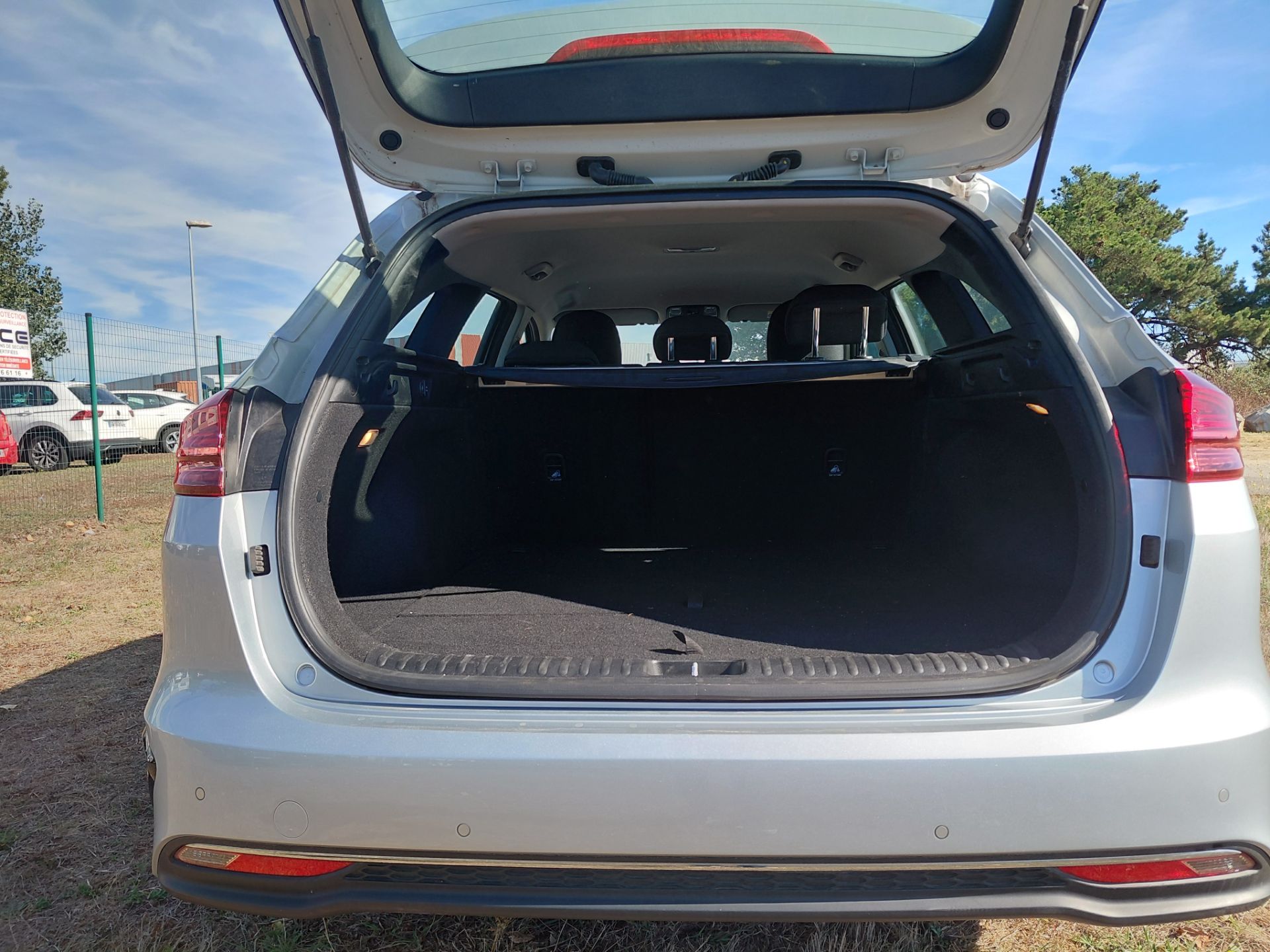 KIA CEED SW — photo 13