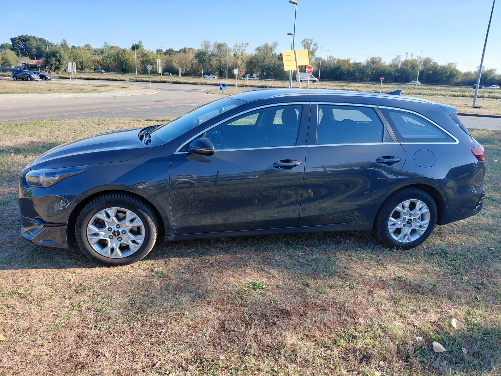 KIA CEED SW — photo 2