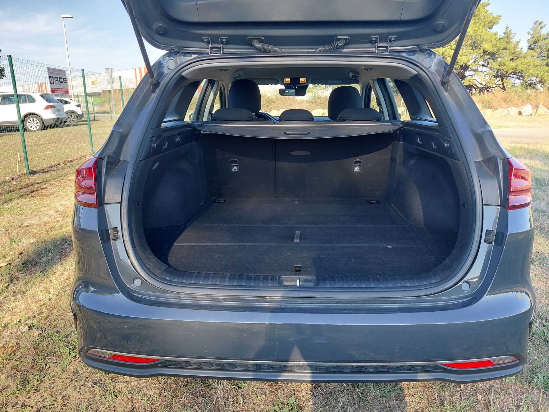 KIA CEED SW — photo 14