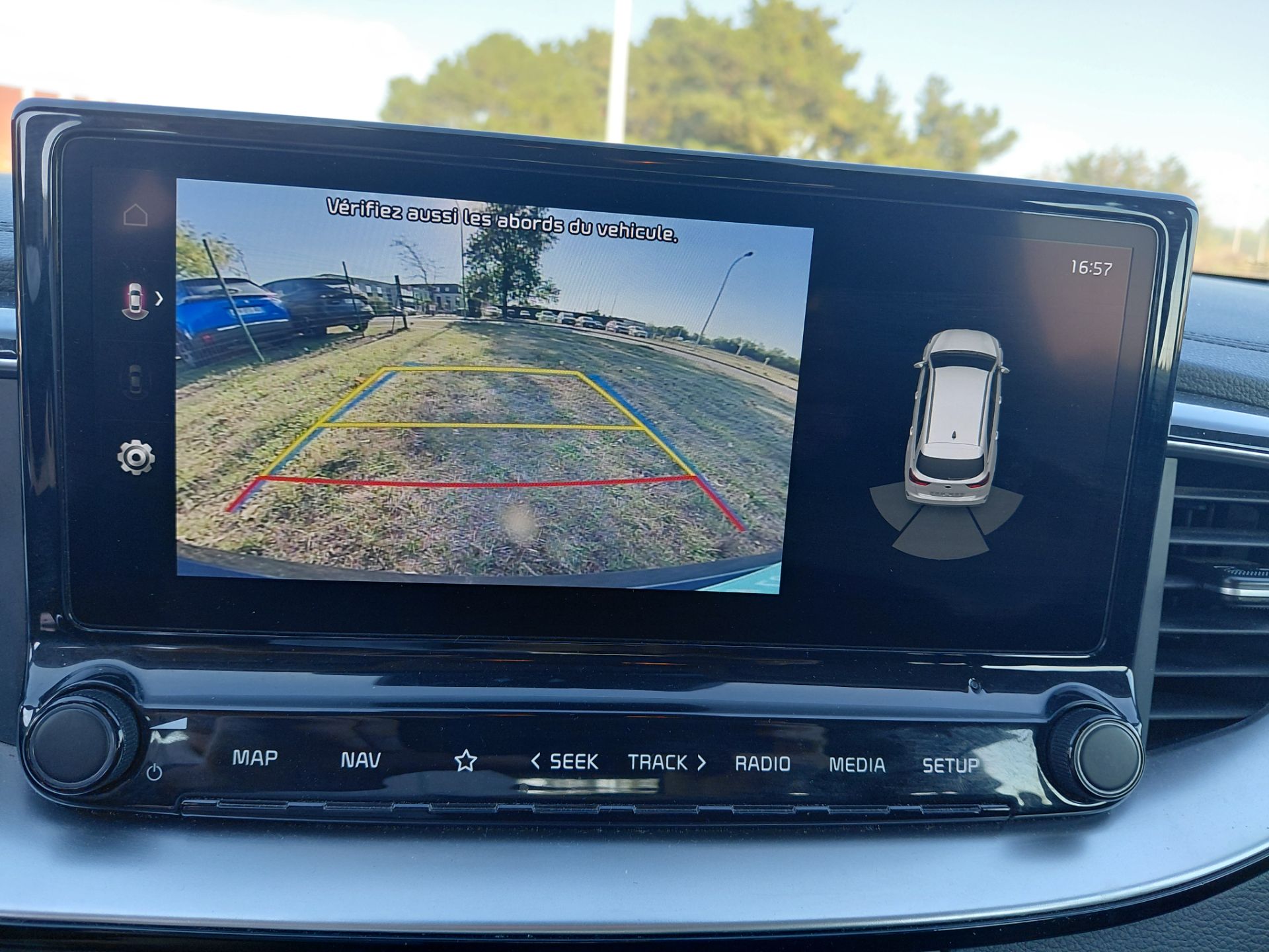 KIA CEED SW — photo 20