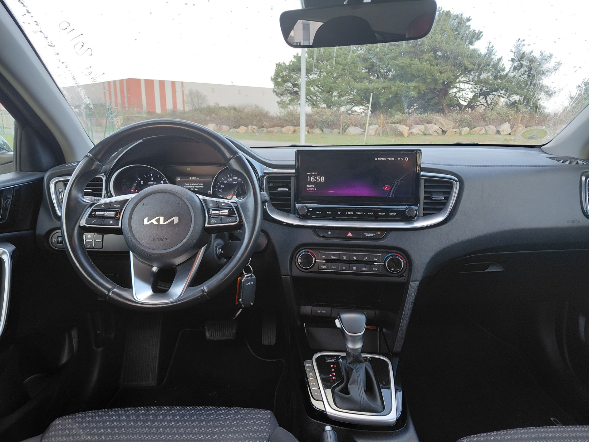 KIA CEED SW — photo 9