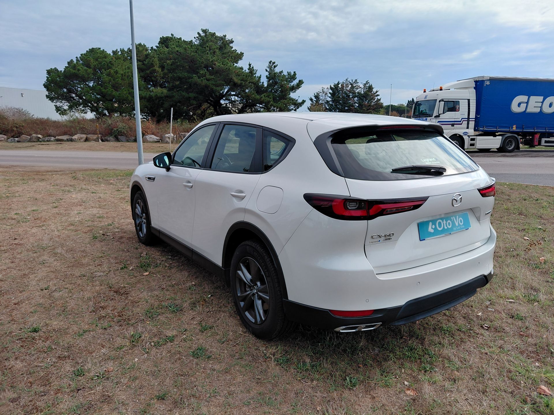 MAZDA CX-60 — photo 3