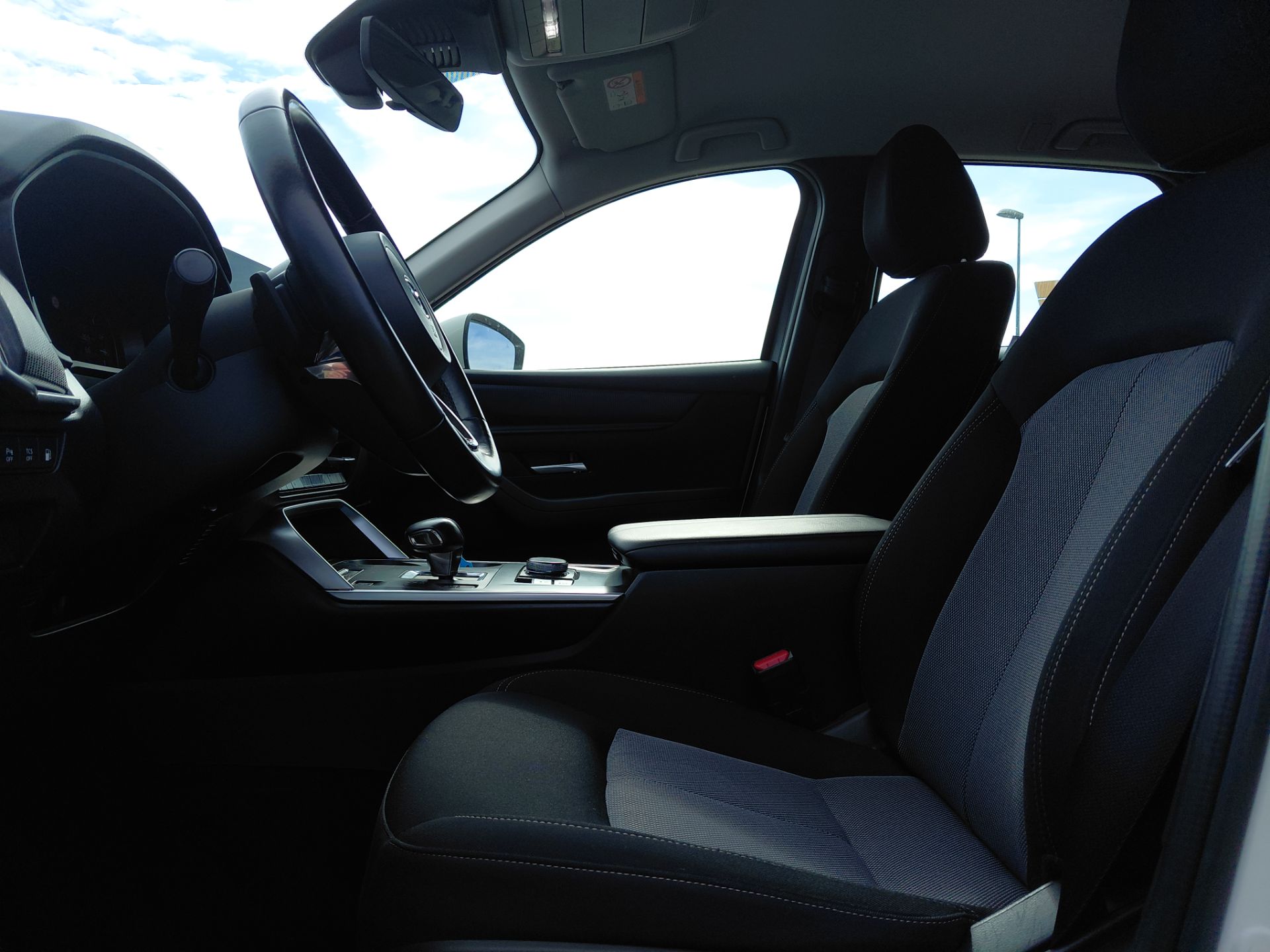 MAZDA CX-60 — photo 11