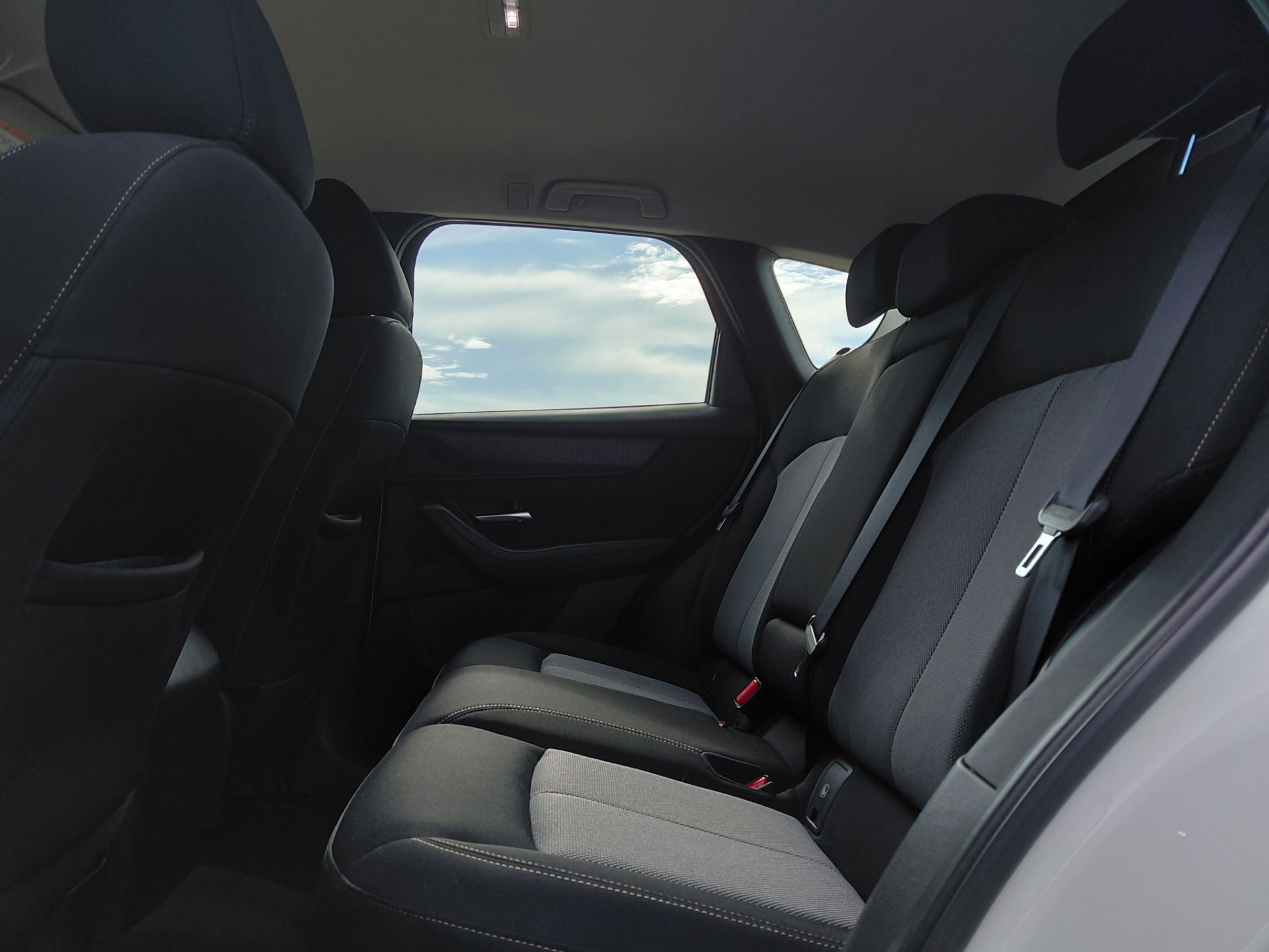 MAZDA CX-60 — photo 12