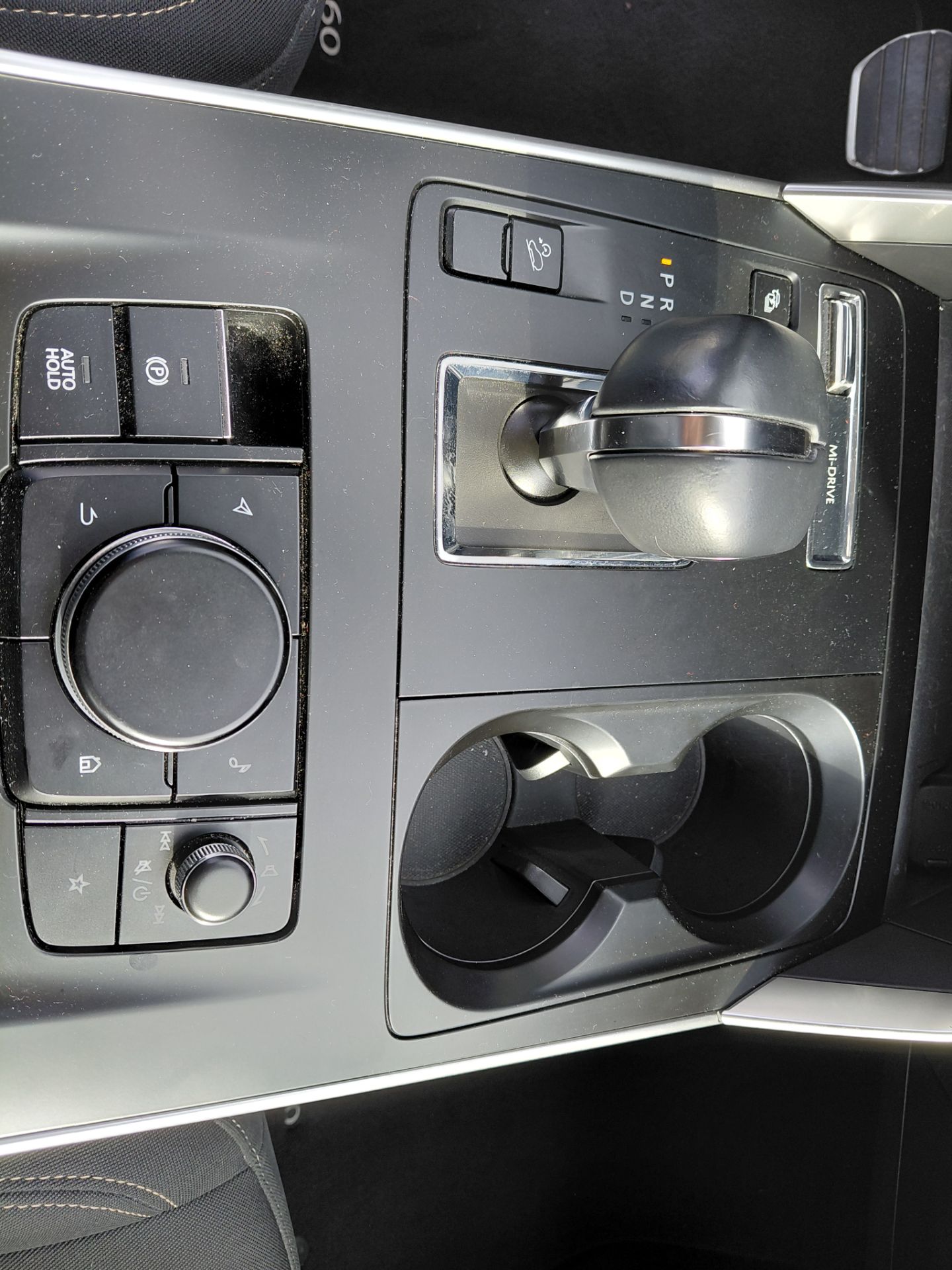 MAZDA CX-60 — photo 18