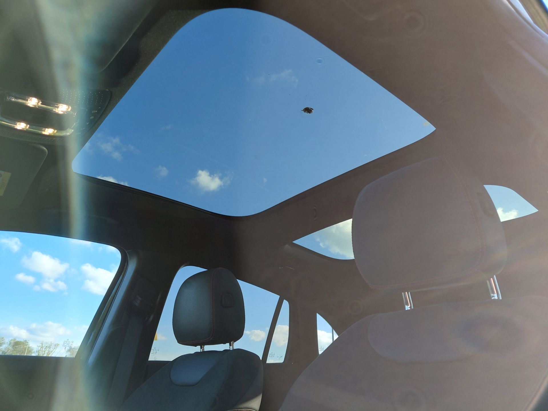 MERCEDES GLA — photo 22