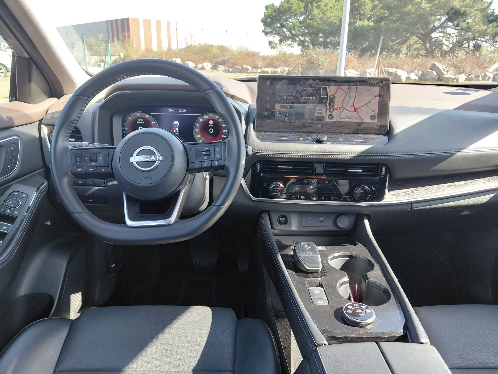 NISSAN X-TRAIL — photo 9