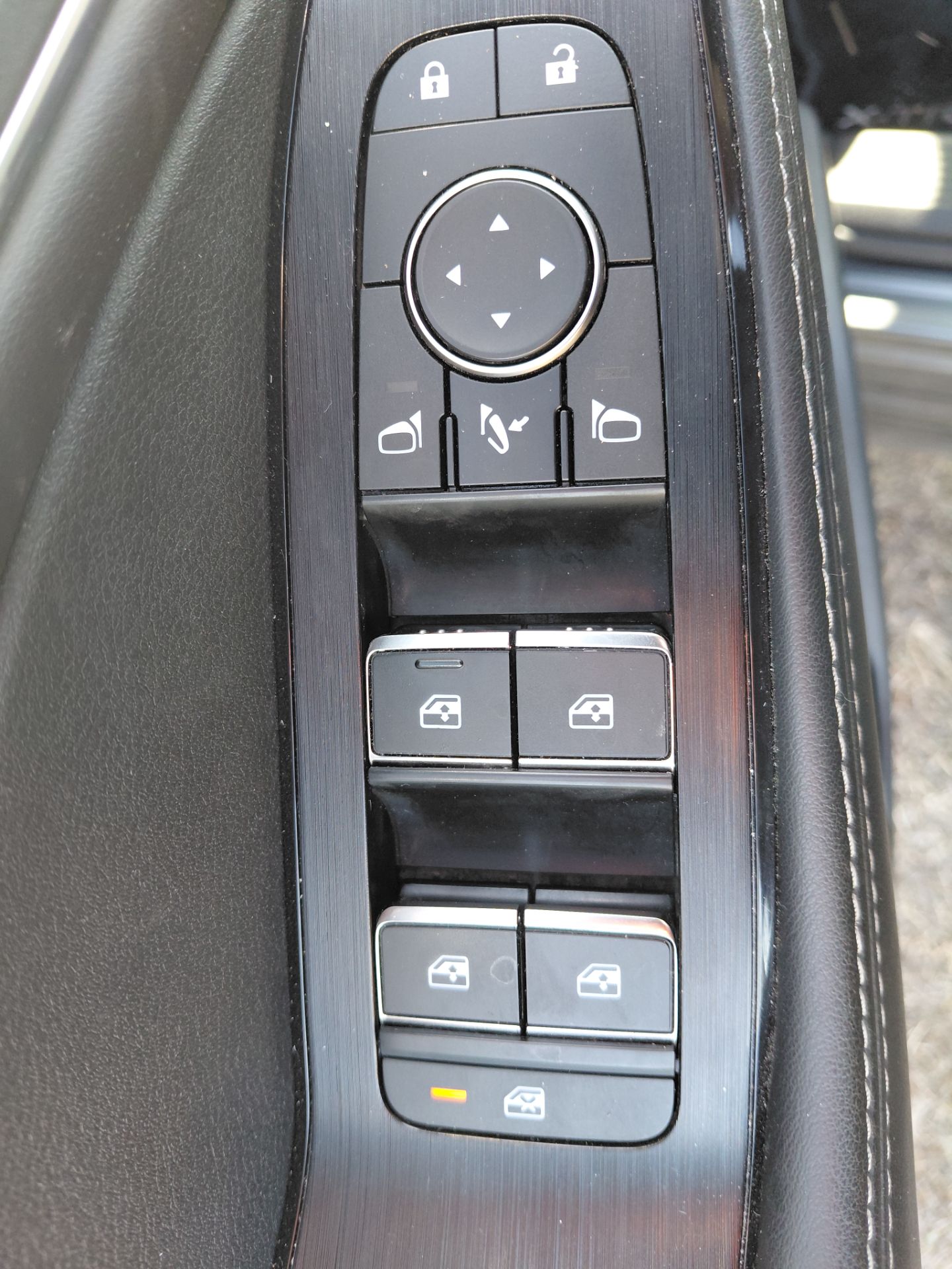 NISSAN X-TRAIL — photo 17