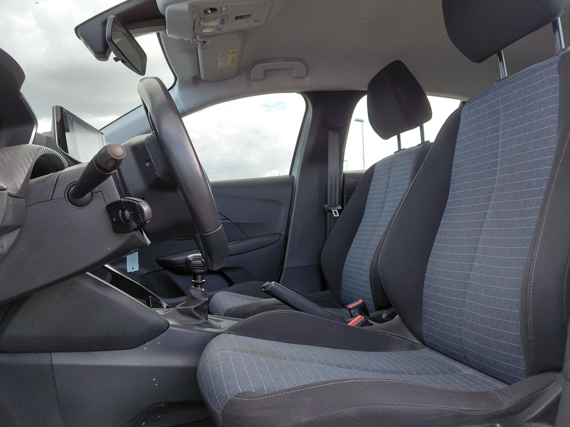PEUGEOT 208 AFFAIRE — photo 12