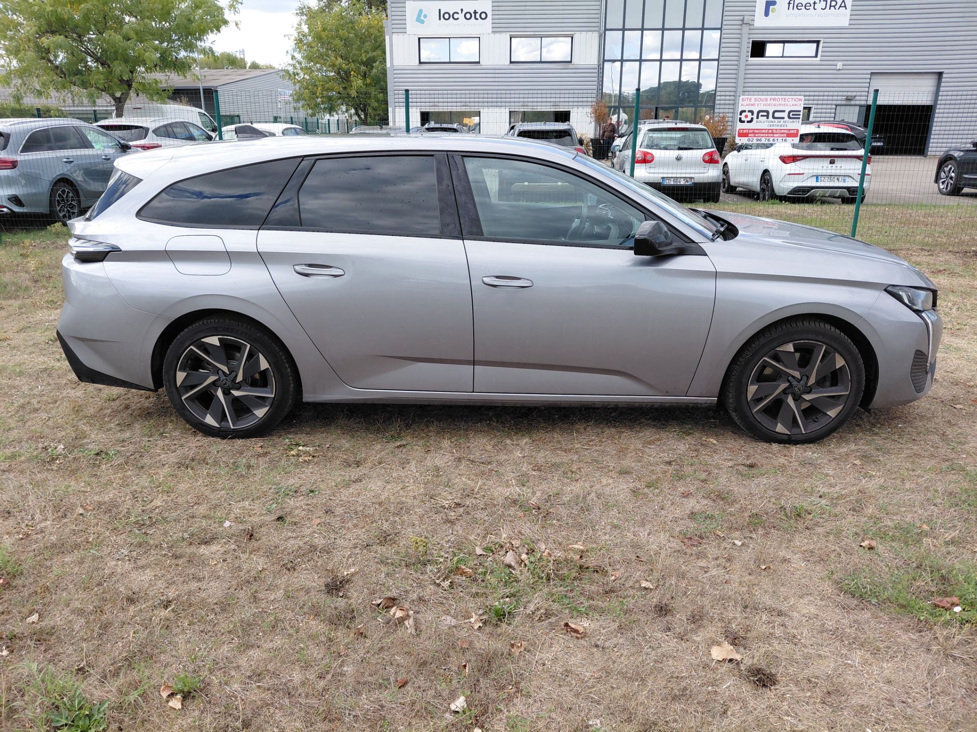 PEUGEOT 308 SW — photo 6