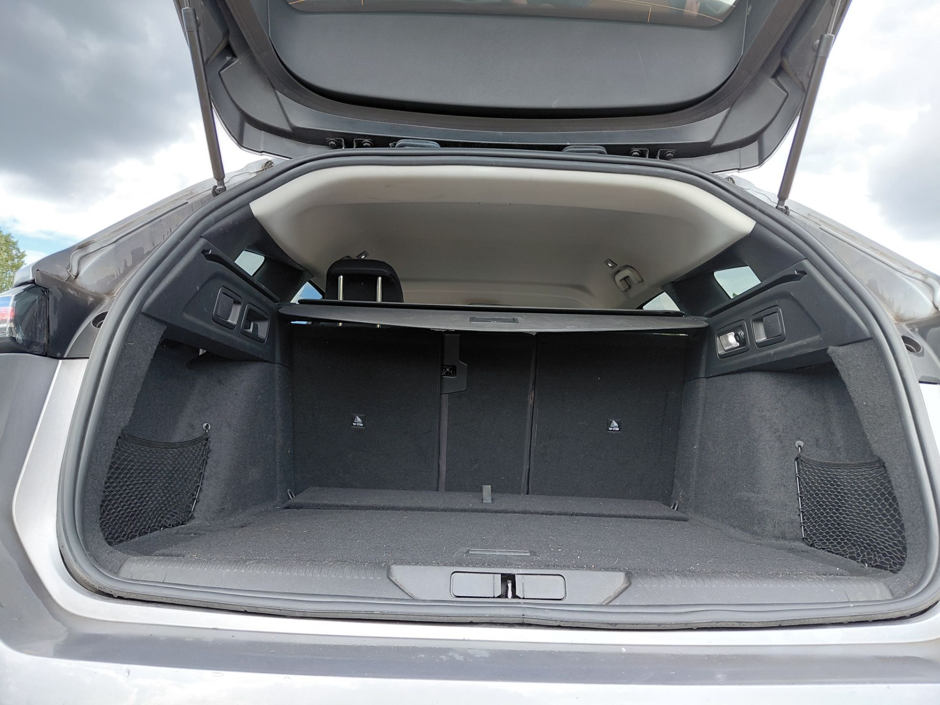 PEUGEOT 308 SW — photo 14