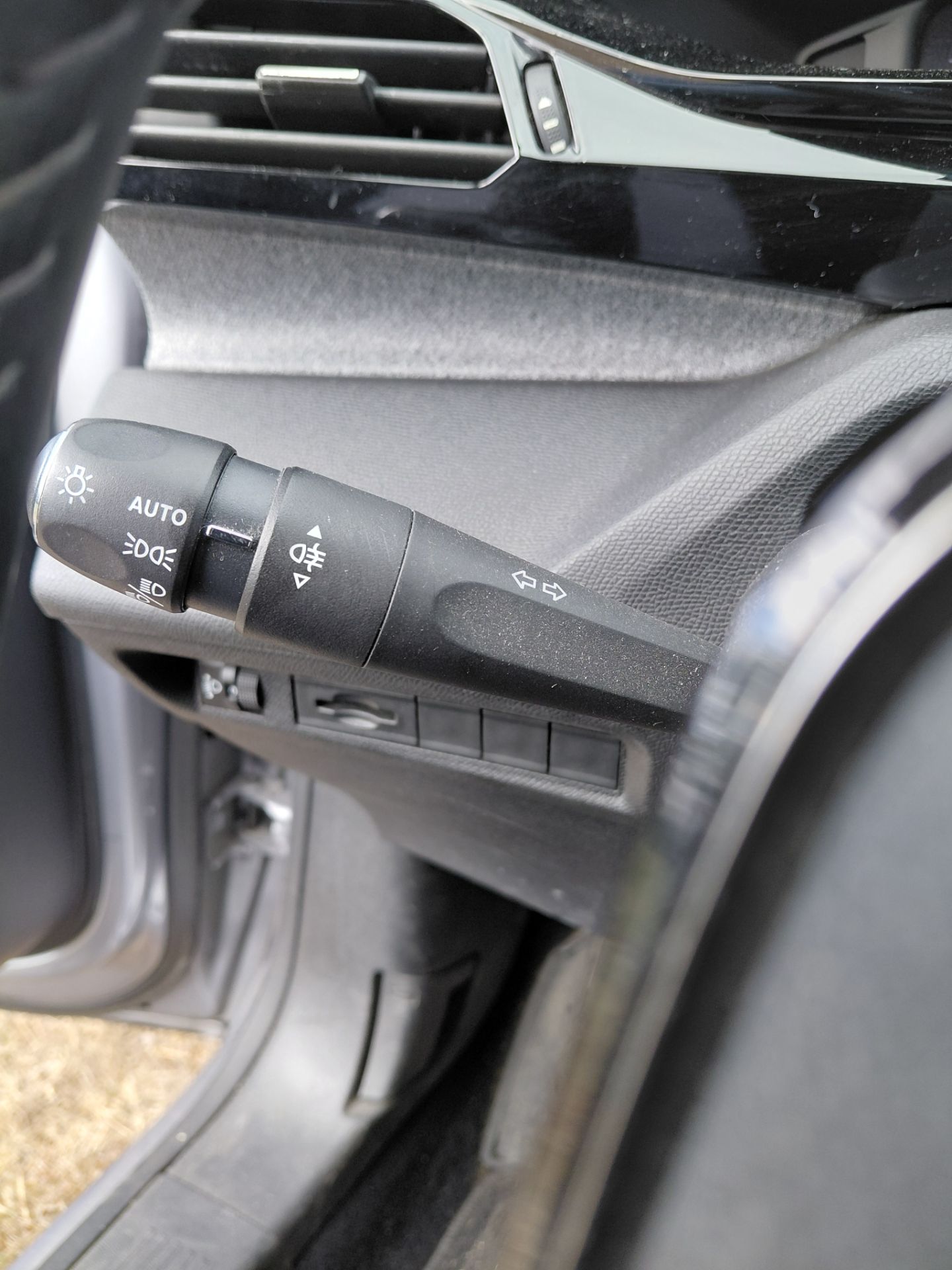 PEUGEOT 308 SW — photo 17