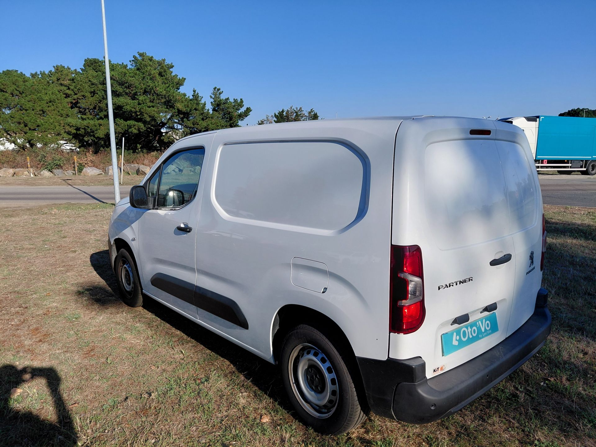 PEUGEOT PARTNER — photo 3