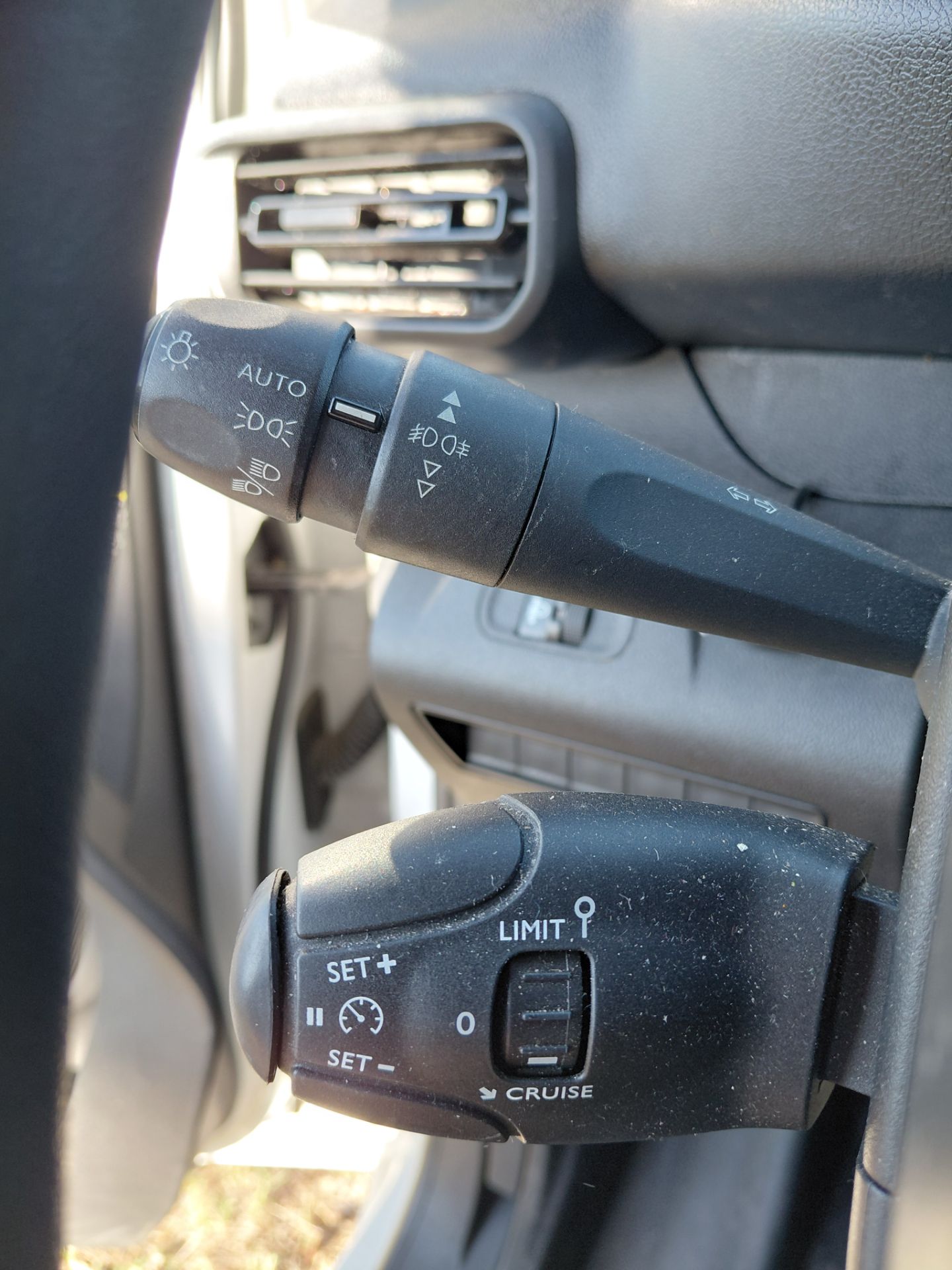 PEUGEOT PARTNER — photo 18