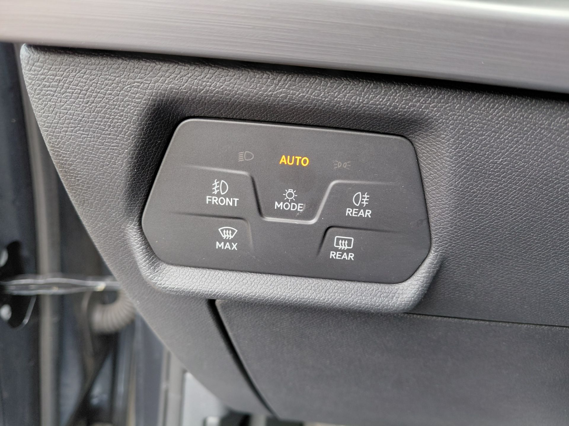 SEAT LEON ST — photo 18