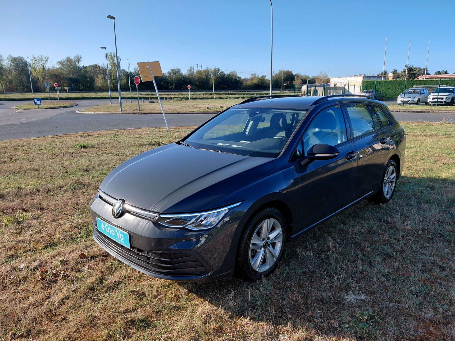 VOLKSWAGEN GOLF SW