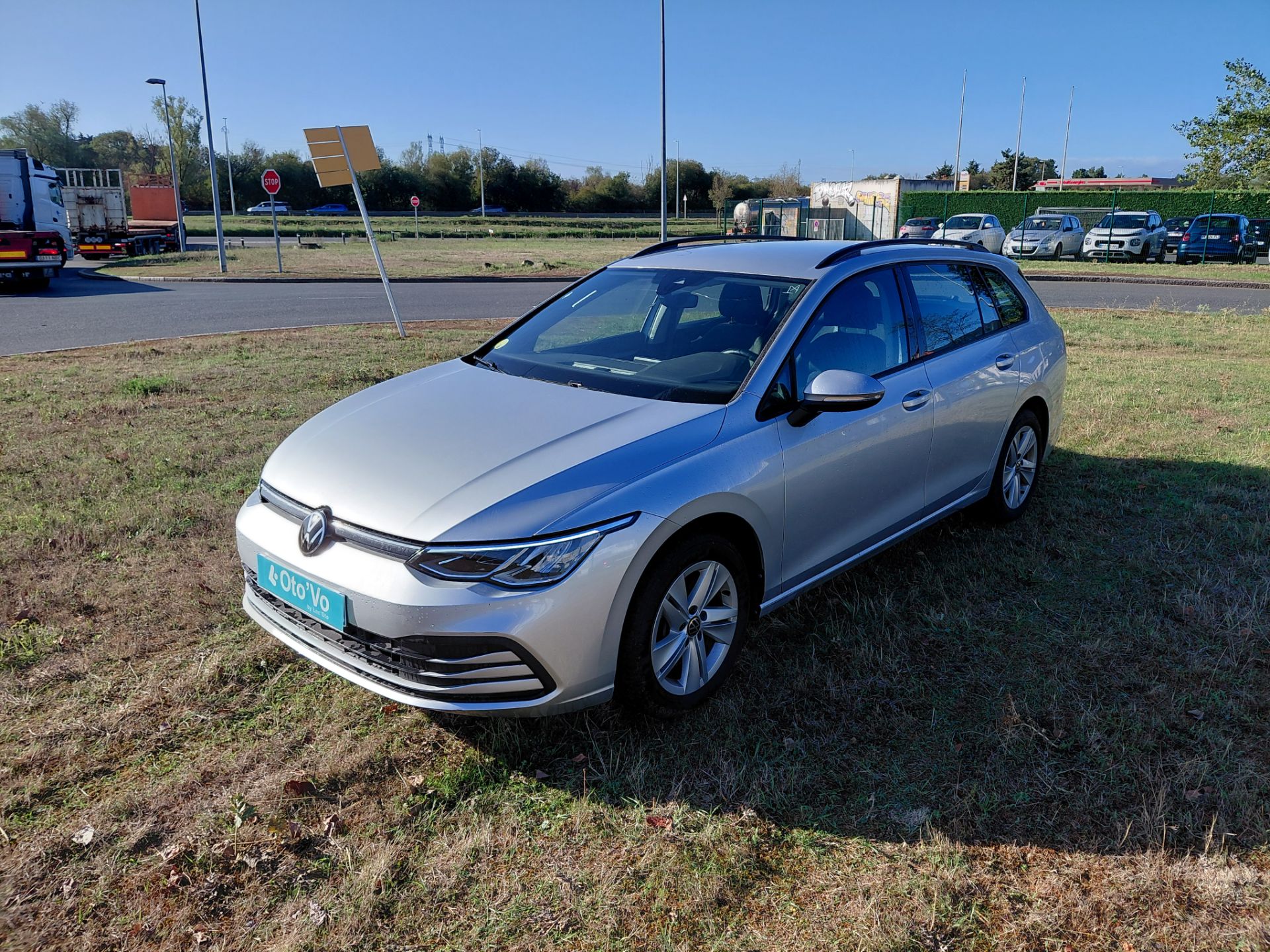 VOLKSWAGEN GOLF SW